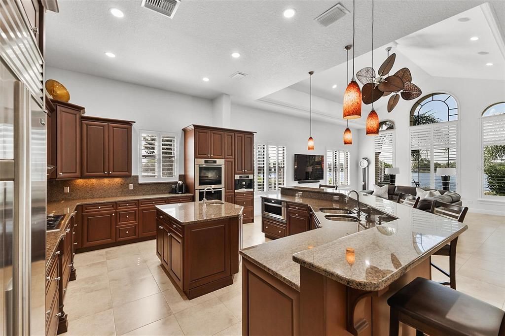 Image 18 of property listing at 12812 JACOB GRACE COURT, Windermere, FL 34786