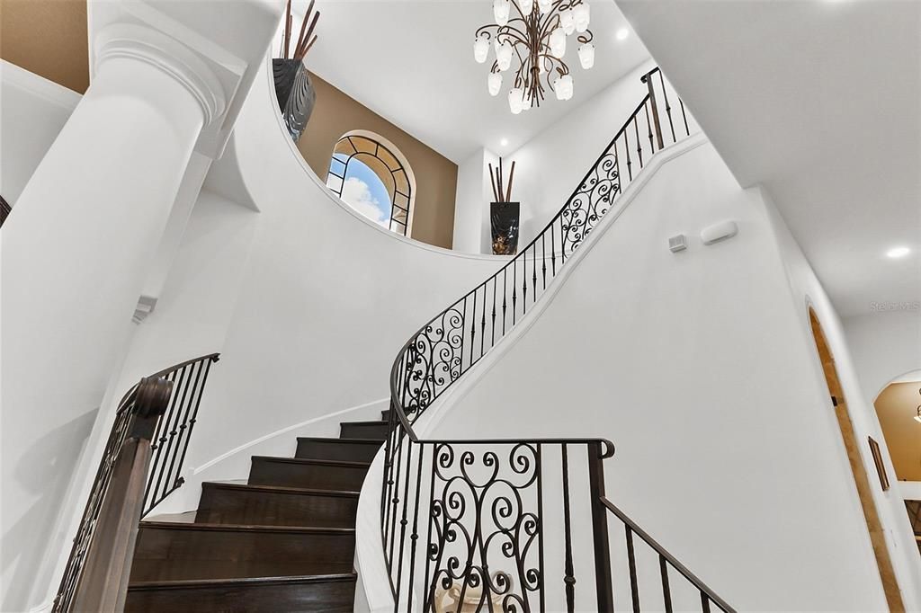 Image 24 of property listing at 12812 JACOB GRACE COURT, Windermere, FL 34786