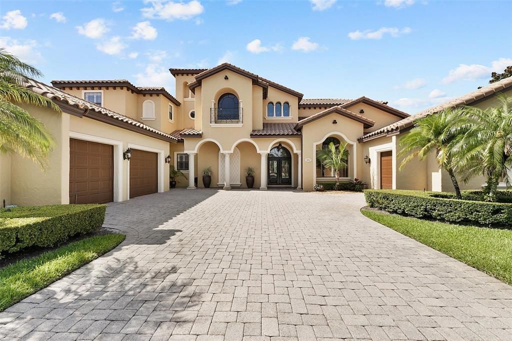 Image 4 of property listing at 12812 JACOB GRACE COURT, Windermere, FL 34786