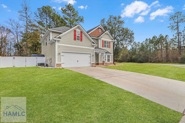 1324 Hill View Circle, Hinesville, GA 31313