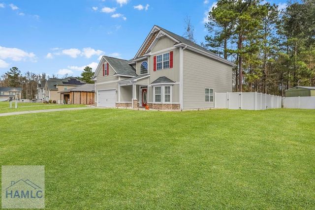 1324 Hill View Circle, Hinesville, GA 31313