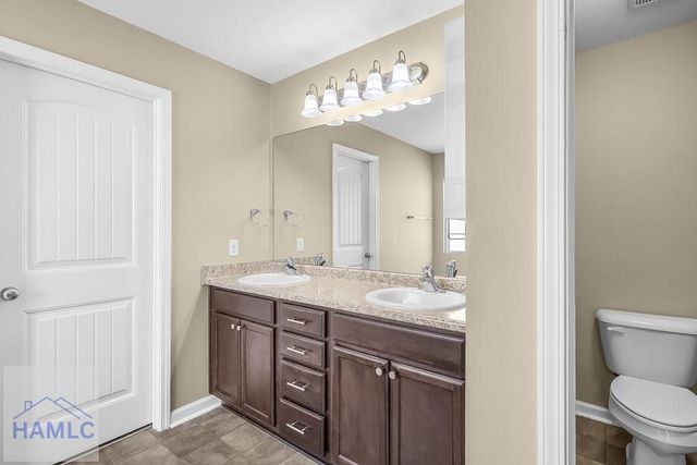 1324 Hill View Circle, Hinesville, GA 31313