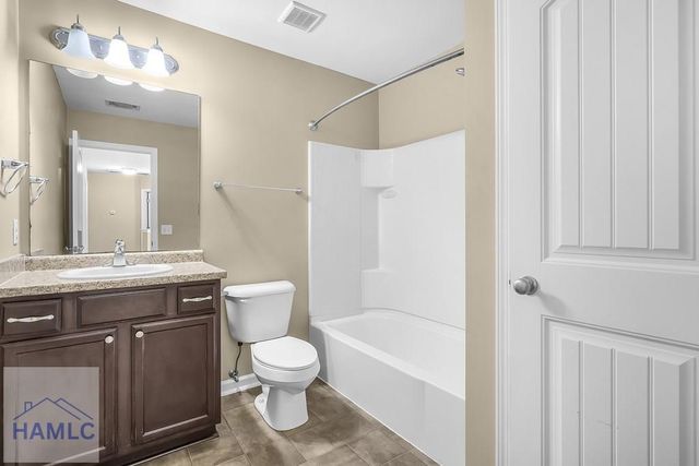 1324 Hill View Circle, Hinesville, GA 31313