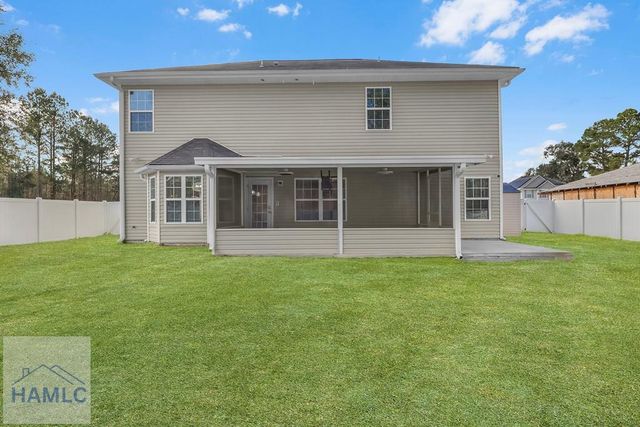 1324 Hill View Circle, Hinesville, GA 31313