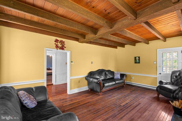 201 E MOYER RD, Pottstown, PA 19464