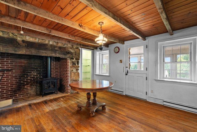 201 E MOYER RD, Pottstown, PA 19464