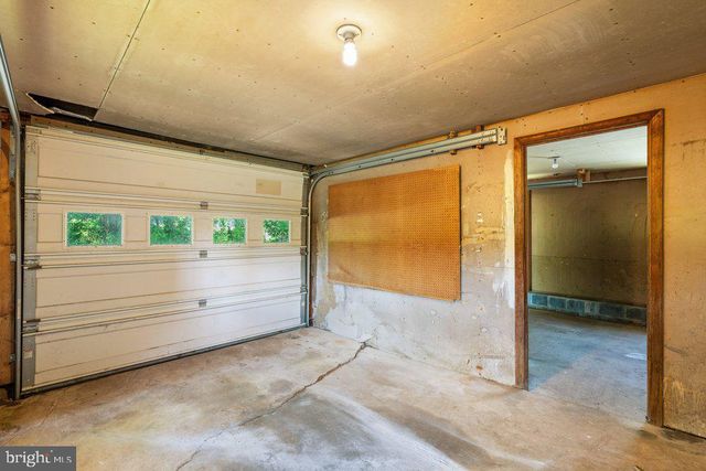 201 E MOYER RD, Pottstown, PA 19464
