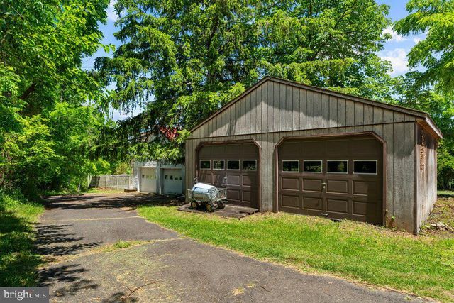201 E MOYER RD, Pottstown, PA 19464