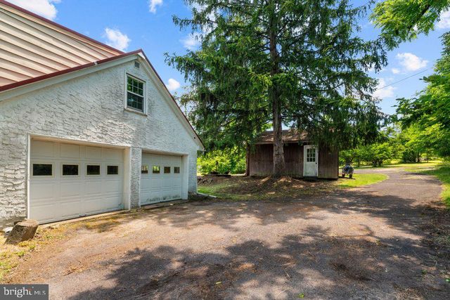 201 E MOYER RD, Pottstown, PA 19464