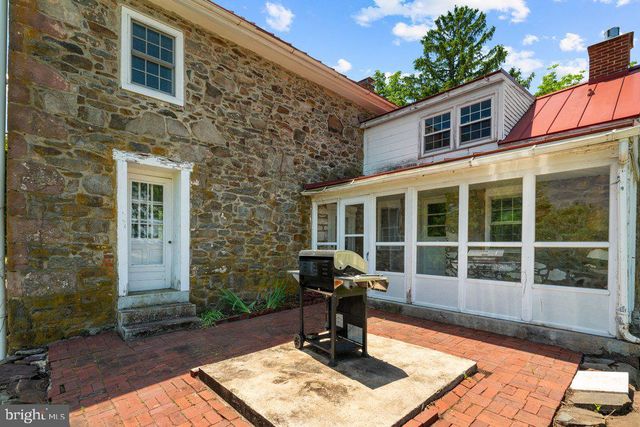 201 E MOYER RD, Pottstown, PA 19464