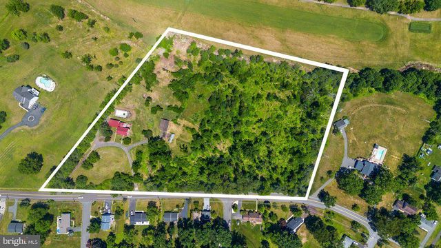 201 E MOYER RD, Pottstown, PA 19464