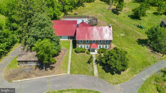 201 E MOYER RD, Pottstown, PA 19464