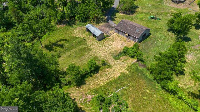 201 E MOYER RD, Pottstown, PA 19464
