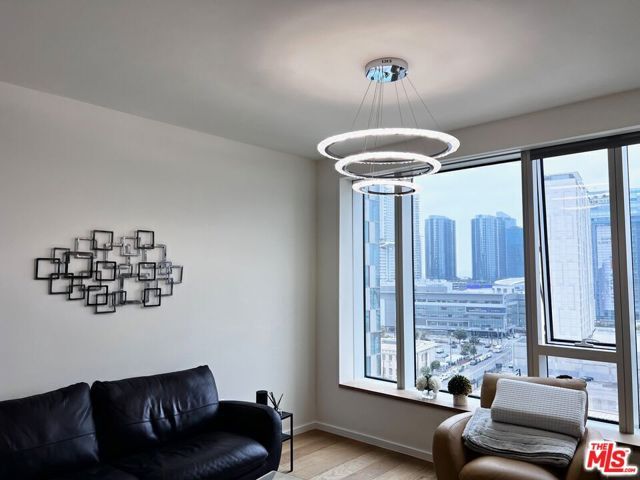 889 Francisco Street 1001, Los Angeles, CA 90017