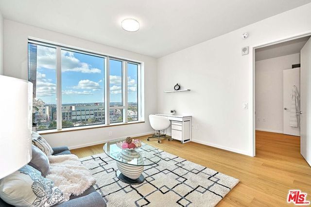 889 Francisco Street 1001, Los Angeles, CA 90017