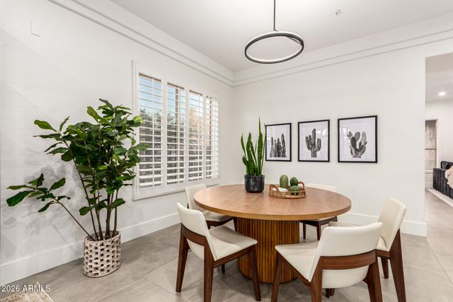 10579 E SALT BUSH Drive, Scottsdale, AZ 85255