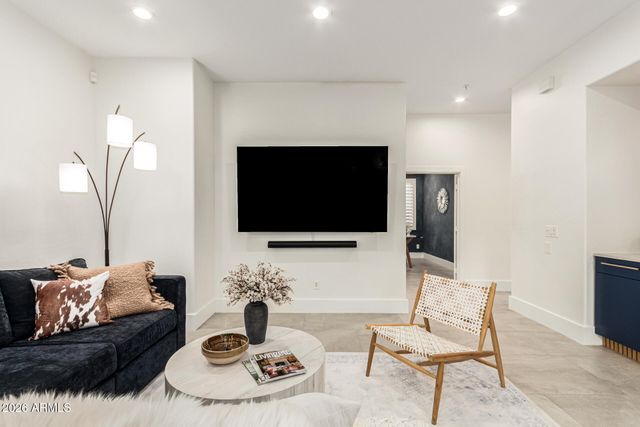 10579 E SALT BUSH Drive, Scottsdale, AZ 85255