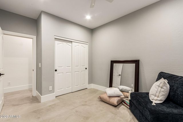 10579 E SALT BUSH Drive, Scottsdale, AZ 85255