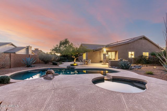 10579 E SALT BUSH Drive, Scottsdale, AZ 85255