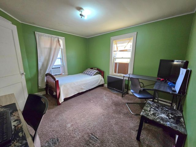 1669 Manchester Avenue, Columbus, OH 43211