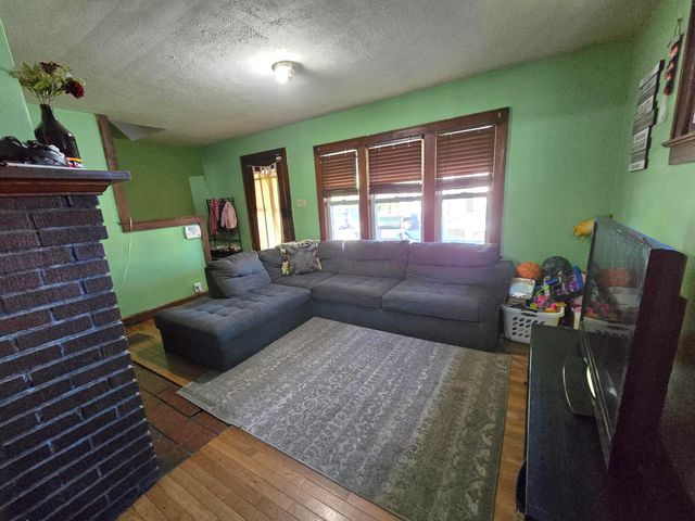 1669 Manchester Avenue, Columbus, OH 43211