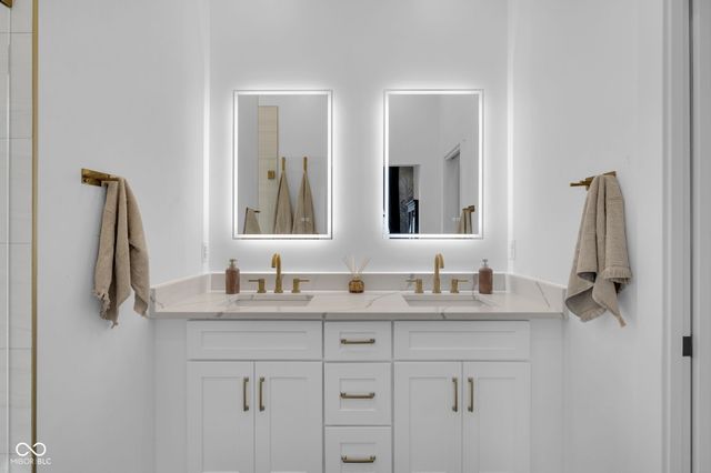 709 Sanders Street, Indianapolis, IN 46203