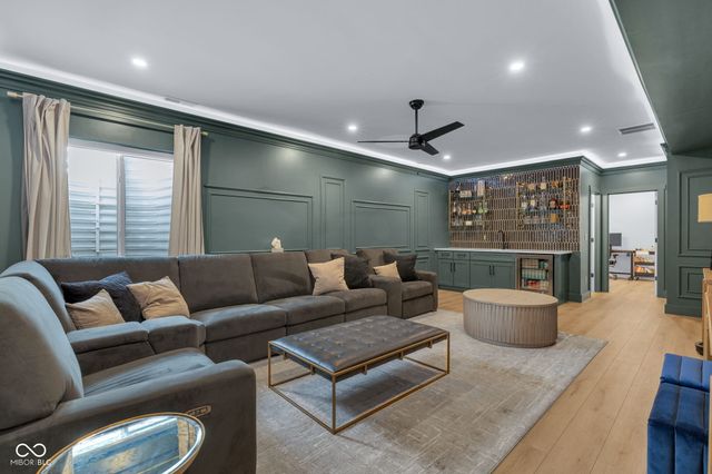 709 Sanders Street, Indianapolis, IN 46203