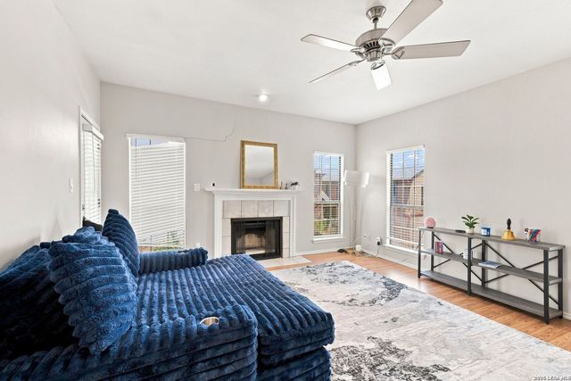 11839 Parliament St Apt 622, San Antonio, TX 78216