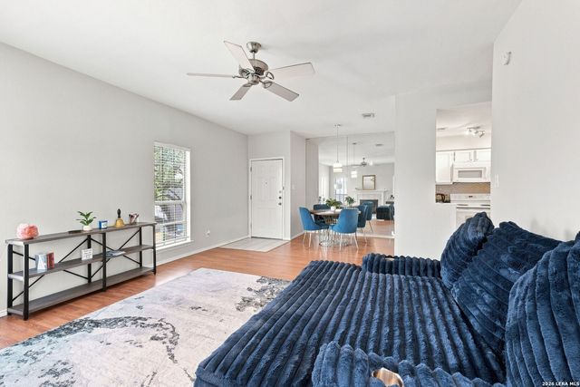 11839 Parliament St Apt 622, San Antonio, TX 78216
