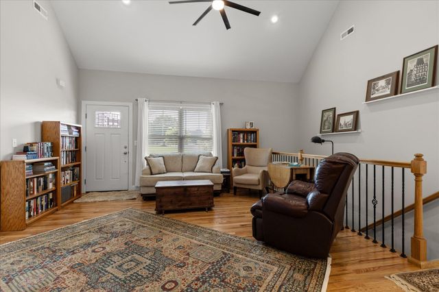 301 Sentry Oaks, Chickamauga, GA 30707