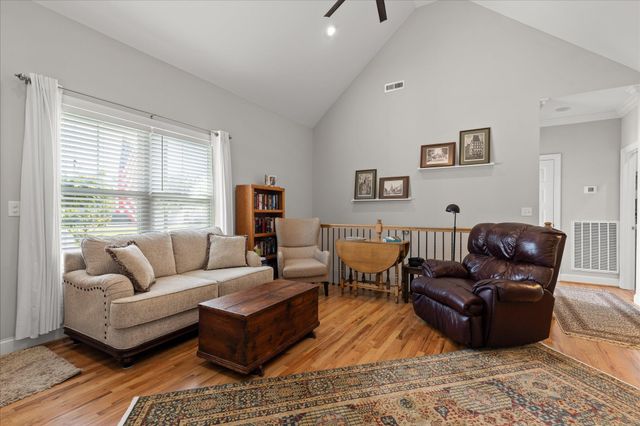 301 Sentry Oaks, Chickamauga, GA 30707