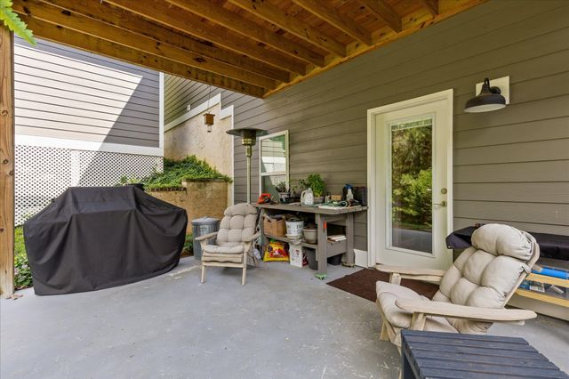 301 Sentry Oaks, Chickamauga, GA 30707
