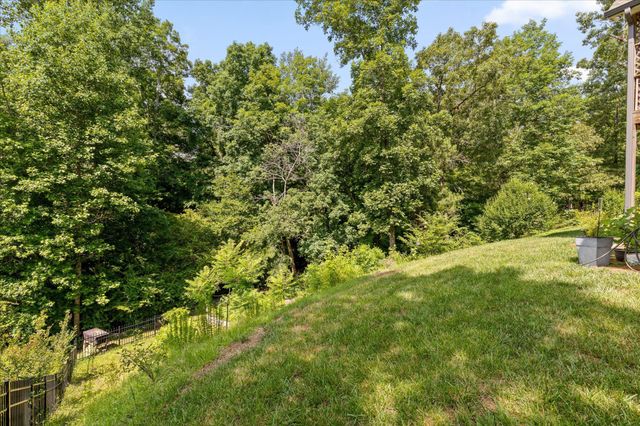 301 Sentry Oaks, Chickamauga, GA 30707