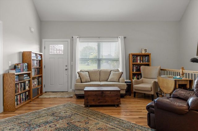 301 Sentry Oaks, Chickamauga, GA 30707