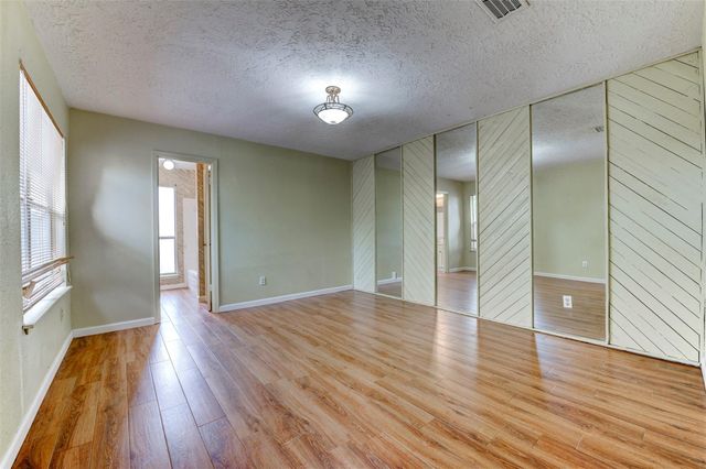 505 Landing Boulevard, League City, TX 77573