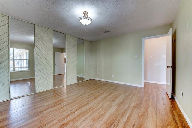 505 Landing Boulevard, League City, TX 77573