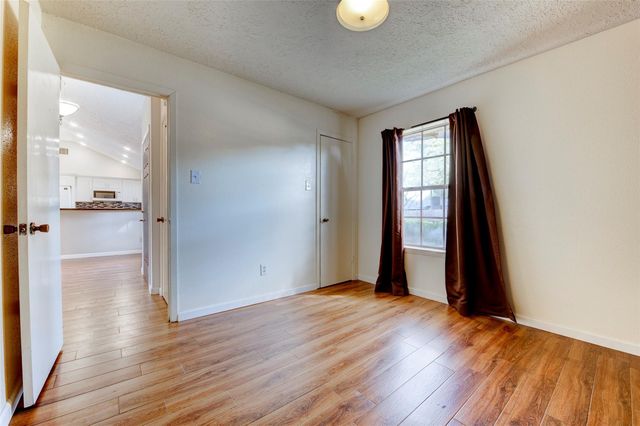 505 Landing Boulevard, League City, TX 77573