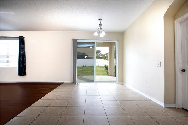 1319 ROWANTREE DRIVE, Dover, FL 33527