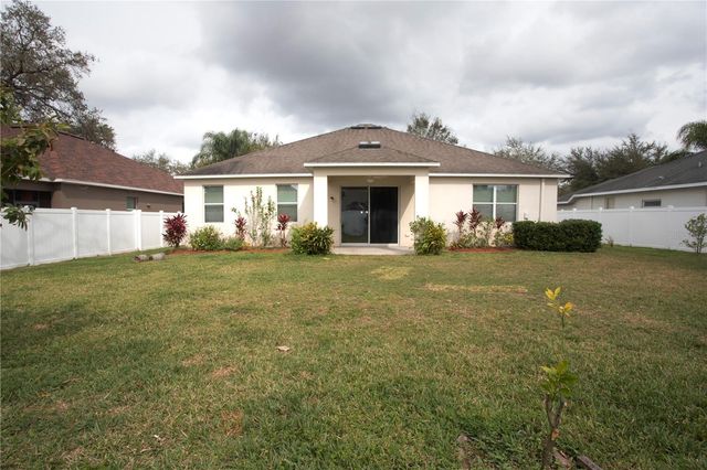 1319 ROWANTREE DRIVE, Dover, FL 33527