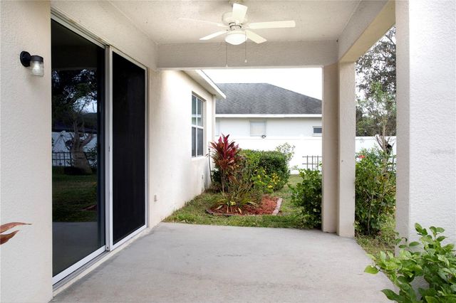 1319 ROWANTREE DRIVE, Dover, FL 33527