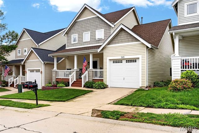 245 Montclair Tower Drive, St Charles, MO 63303