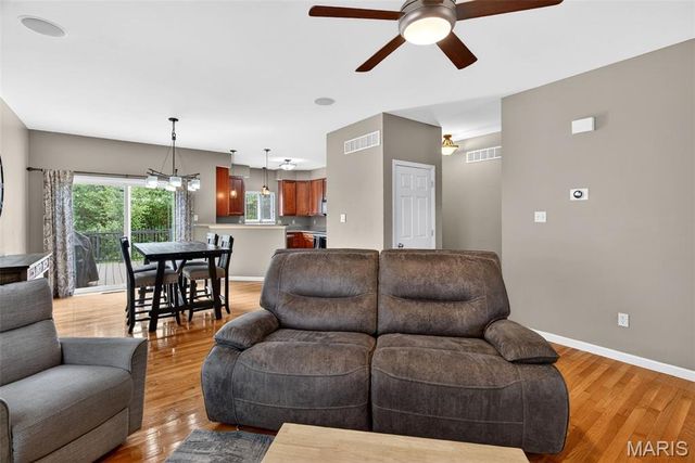 245 Montclair Tower Drive, St Charles, MO 63303
