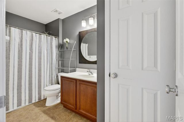 245 Montclair Tower Drive, St Charles, MO 63303