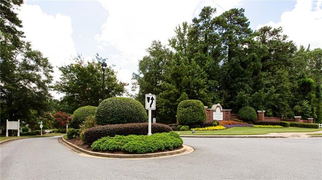5123 Vinings Estates SE Way, Mableton, GA 30126