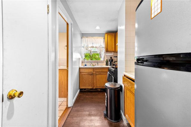 560 Plainfield Street, Providence, RI 02909