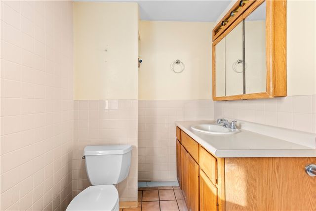 560 Plainfield Street, Providence, RI 02909