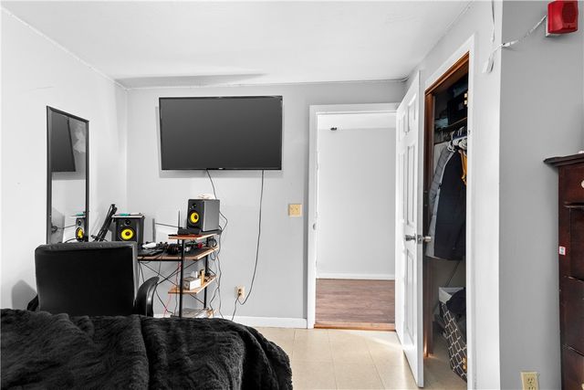 560 Plainfield Street, Providence, RI 02909