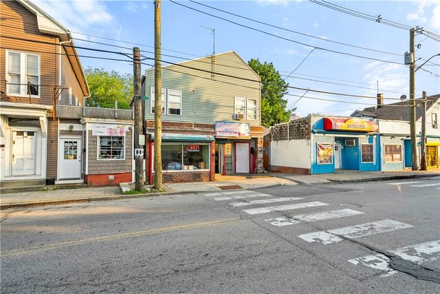 560 Plainfield Street, Providence, RI 02909