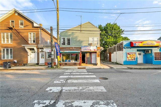 560 Plainfield Street, Providence, RI 02909