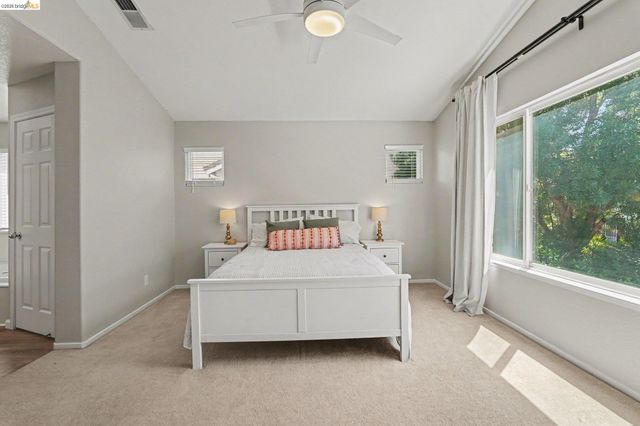 1045 Dawn Ct, Brentwood, CA 94513